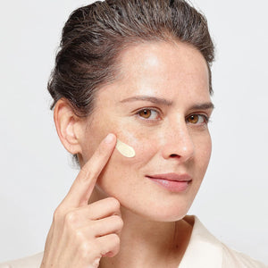 L'Oreal Paris Revitalift Pressed Night Cream, Retinol + Niacinamide, Reduces Wrinkles, Fragrance Free, 1.7 Oz + Serum Sample